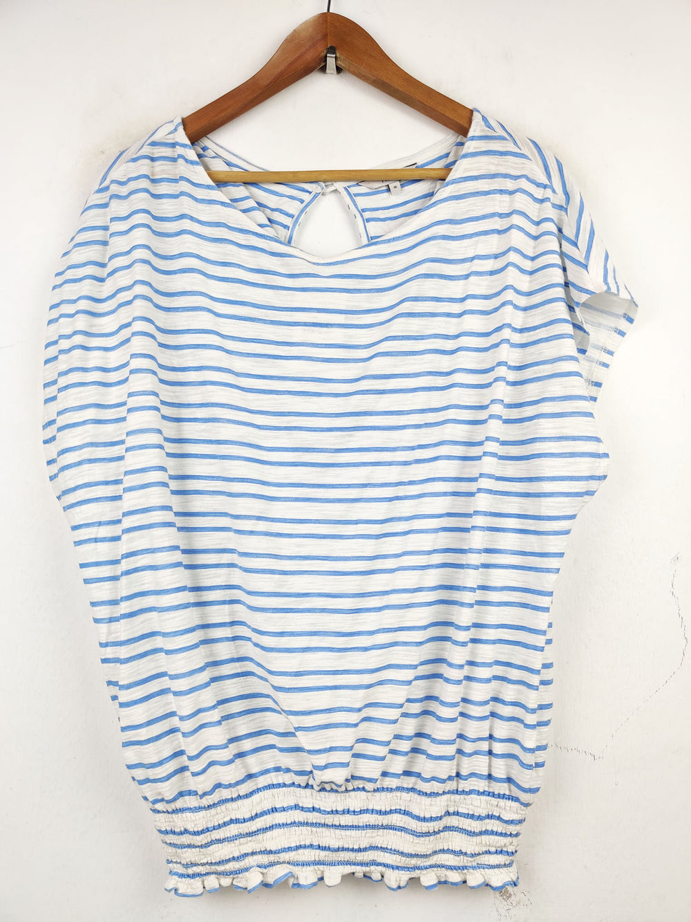 Buy online pre-used pre-loved 100% authentic & Original branded Next (SWT-4043) available in Pakistan. Top international brands avilable.