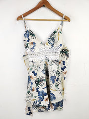 Buy online pre-used pre-loved 100% authentic & Original branded Shein (SWT-4069) available in Pakistan. Top international brands avilable.