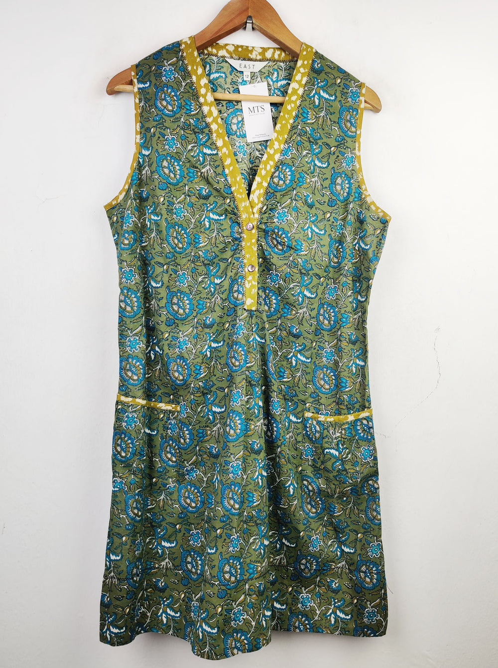 Buy online pre-used pre-loved 100% authentic & Original branded Next (SWT-4154) available in Pakistan. Top international brands avilable.