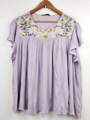 Buy online pre-used pre-loved 100% authentic & Original branded Shein (SWT-4168) available in Pakistan. Top international brands avilable.