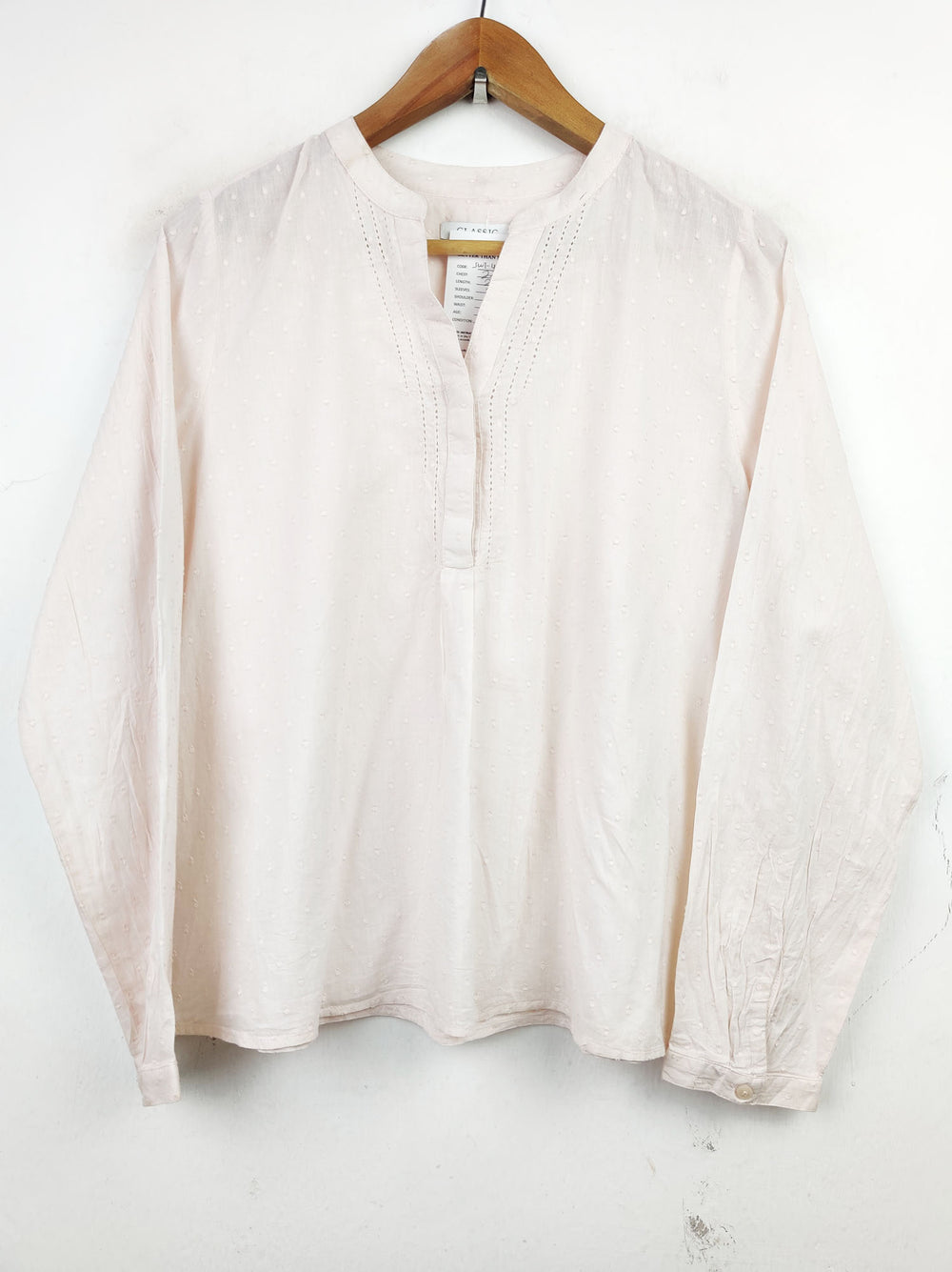 Buy online pre-used pre-loved 100% authentic & Original branded Marks & Spencer (SWT-4275) available in Pakistan. Top international brands avilable.