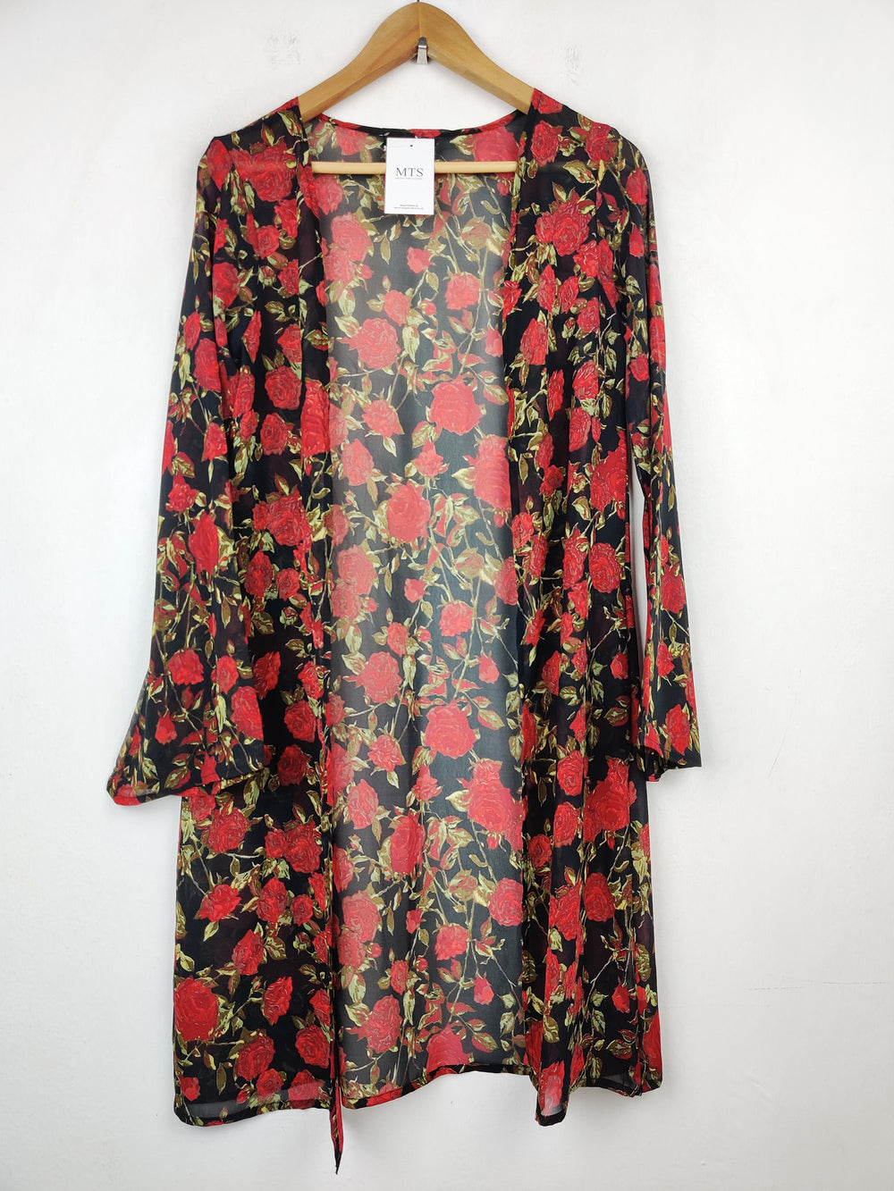 Buy online pre-used pre-loved 100% authentic & Original branded Boohoo (SWT-44) available in Pakistan. Top international brands avilable.