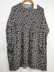 Buy online pre-used pre-loved 100% authentic & Original branded Zara (SWT-4619) available in Pakistan. Top international brands avilable.