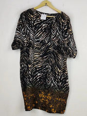 Buy online pre-used pre-loved 100% authentic & Original branded Unknown Brand (SWT-5033) available in Pakistan. Top international brands avilable.