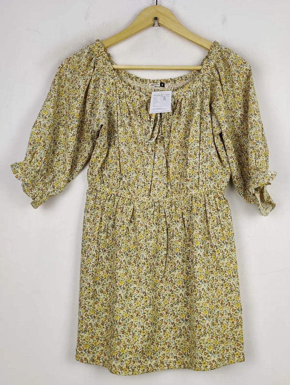 Buy online pre-used pre-loved 100% authentic & Original branded Pep&Co (SWT-5071) available in Pakistan. Top international brands avilable.