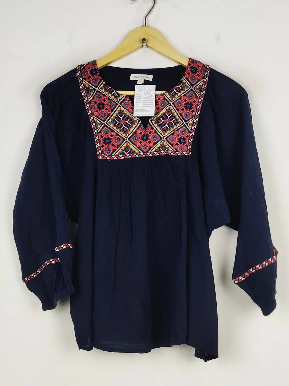 Buy online pre-used pre-loved 100% authentic & Original branded Monsoon (SWT-5137) available in Pakistan. Top international brands avilable.