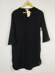 Buy online pre-used pre-loved 100% authentic & Original branded H&M (SWT-5208) available in Pakistan. Top international brands avilable.