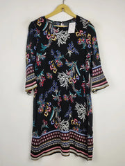 Buy online pre-used pre-loved 100% authentic & Original branded Shein (SWT-5294) available in Pakistan. Top international brands avilable.