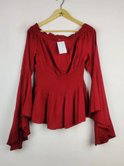 Buy online pre-used pre-loved 100% authentic & Original branded Belle Poque (SWT-5313) available in Pakistan. Top international brands avilable.