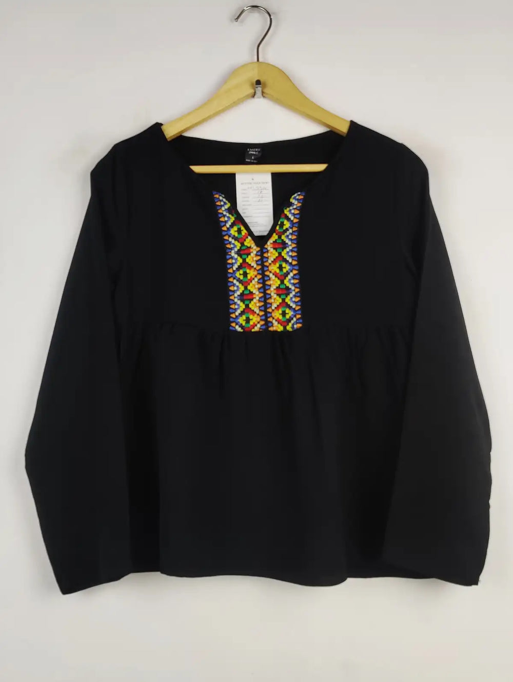 Buy online pre-used pre-loved 100% authentic & Original branded Emery Rose (SWT-5314) available in Pakistan. Top international brands avilable.