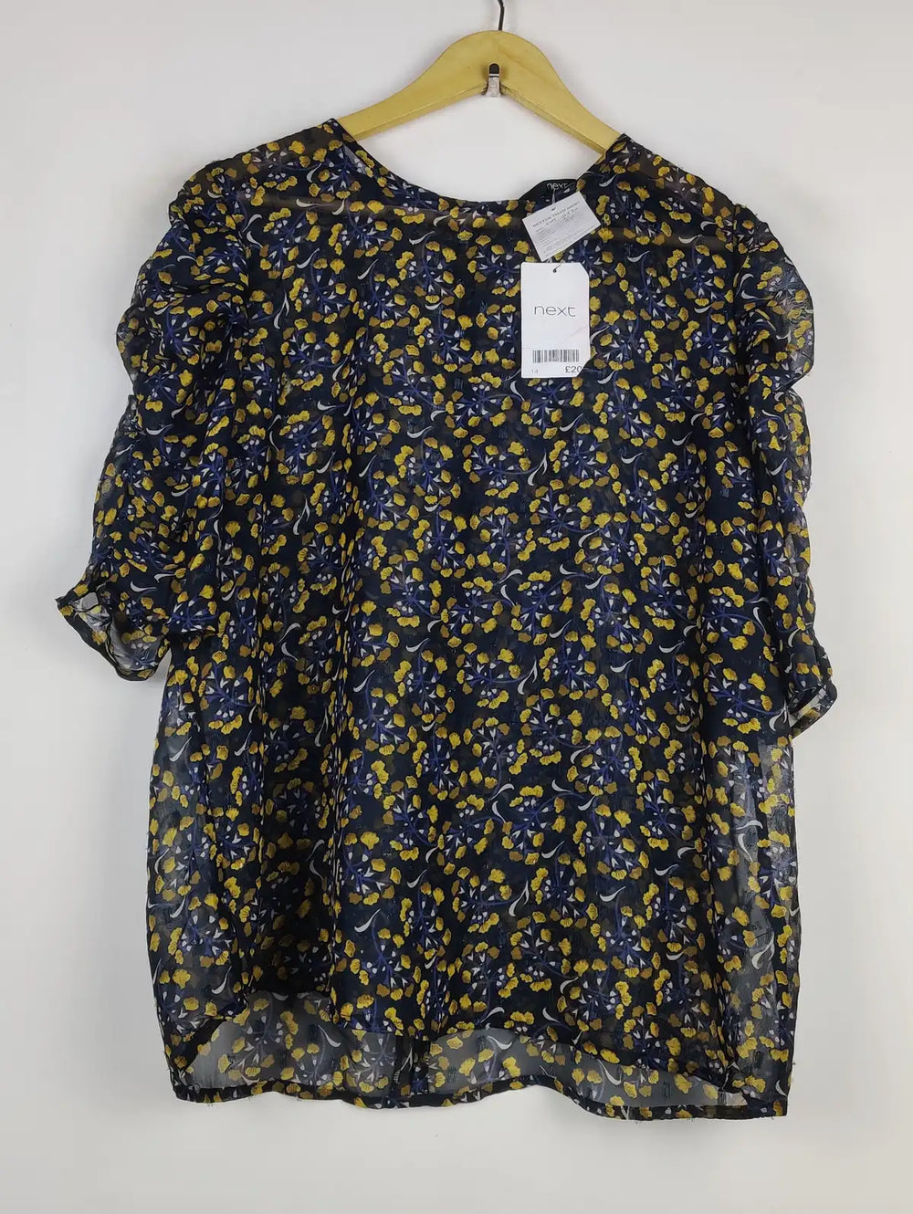 Buy online pre-used pre-loved 100% authentic & Original branded Next (SWT-5330) available in Pakistan. Top international brands avilable.