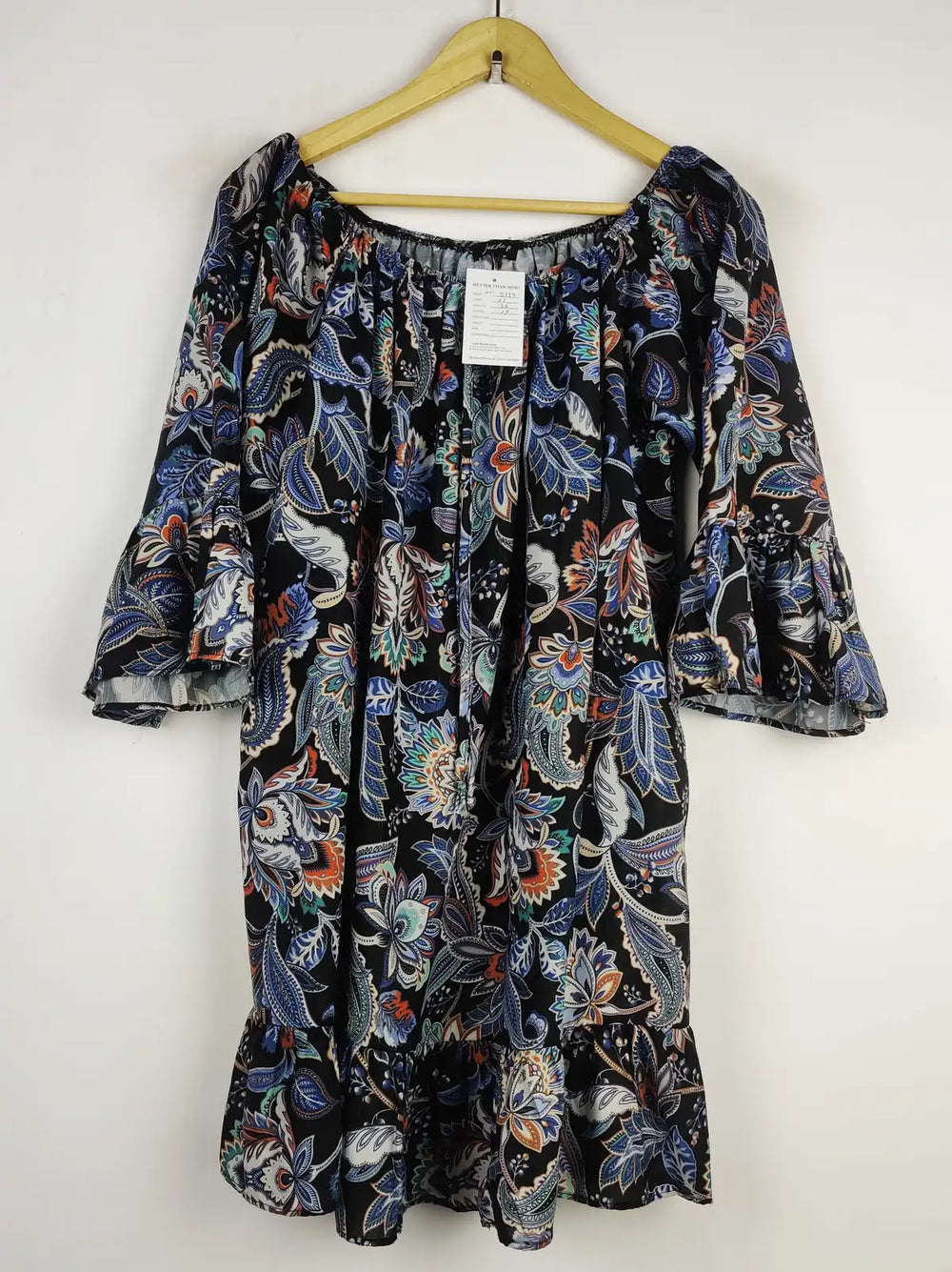 Buy online pre-used pre-loved 100% authentic & Original branded Just De Pomme (SWT-5339) available in Pakistan. Top international brands avilable.