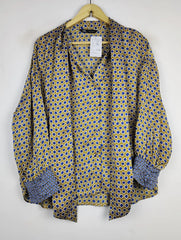 Buy online pre-used pre-loved 100% authentic & Original branded Zara (SWT-5360) available in Pakistan. Top international brands avilable.