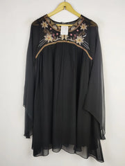 Buy online pre-used pre-loved 100% authentic & Original branded Boohoo (SWT-5366) available in Pakistan. Top international brands avilable.