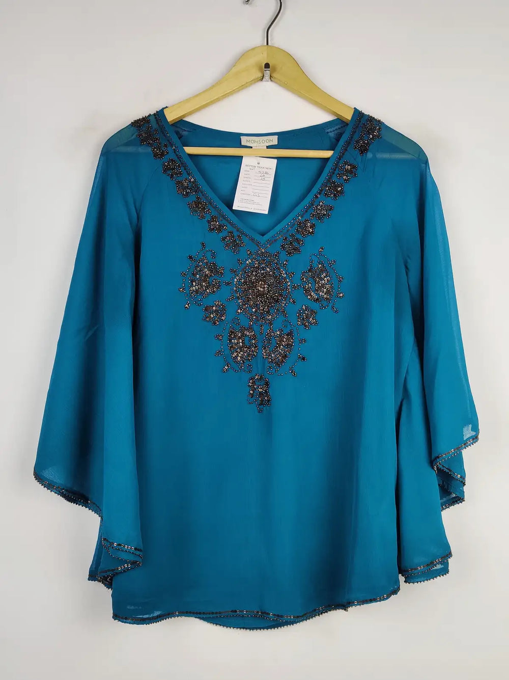 Buy online pre-used pre-loved 100% authentic & Original branded Monsoon (SWT-5386) available in Pakistan. Top international brands avilable.