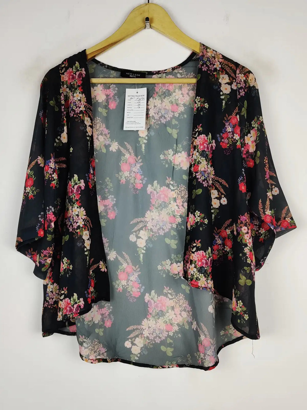 Buy online pre-used pre-loved 100% authentic & Original branded New Look (SWT-5474) available in Pakistan. Top international brands avilable.