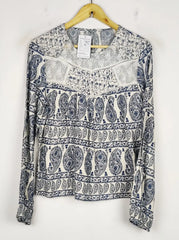 Buy online pre-used pre-loved 100% authentic & Original branded Stradivarius (SWT-5613) available in Pakistan. Top international brands avilable.