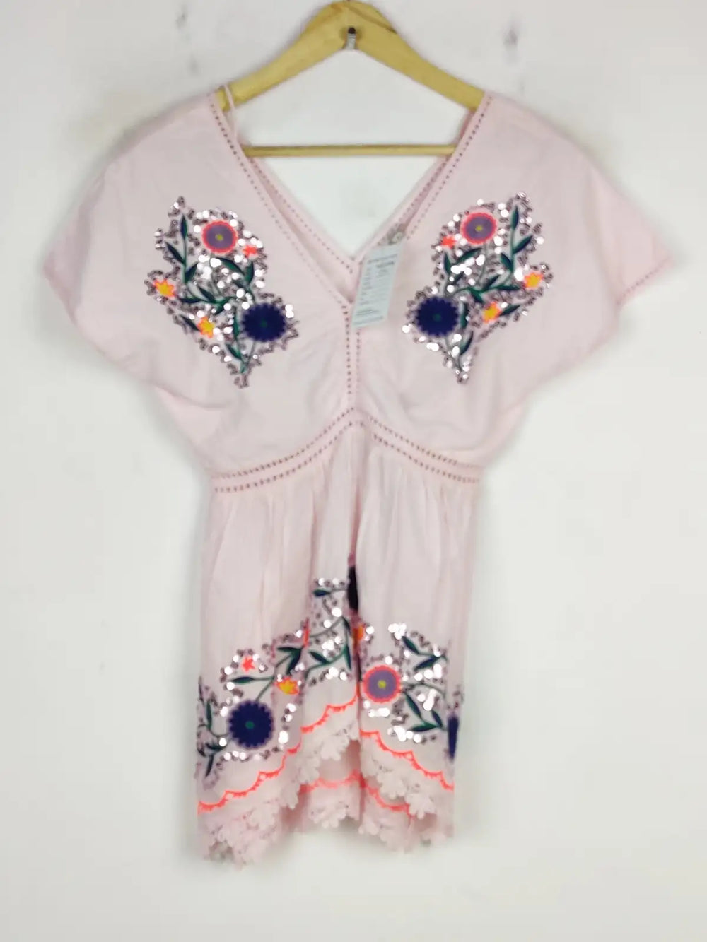 Buy online pre-used pre-loved 100% authentic & Original branded River Island (SWT-6045) available in Pakistan. Top international brands avilable.