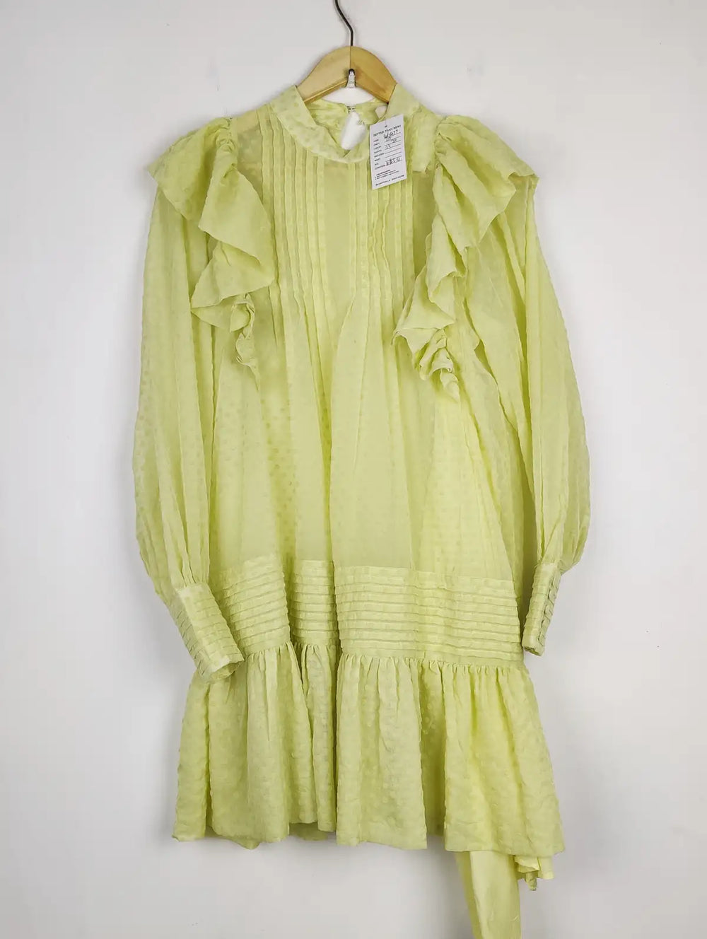 Buy online pre-used pre-loved 100% authentic & Original branded H&M (SWT-6077) available in Pakistan. Top international brands avilable.