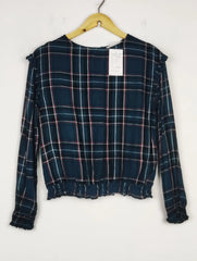 Buy online pre-used pre-loved 100% authentic & Original branded H&M (SWT-6176) available in Pakistan. Top international brands avilable.