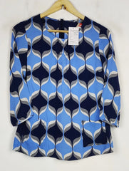 Buy online pre-used pre-loved 100% authentic & Original branded Boden (SWT-6288) available in Pakistan. Top international brands avilable.