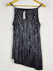 Buy online pre-used pre-loved 100% authentic & Original branded Unknown Brand (SWT-6298) available in Pakistan. Top international brands avilable.