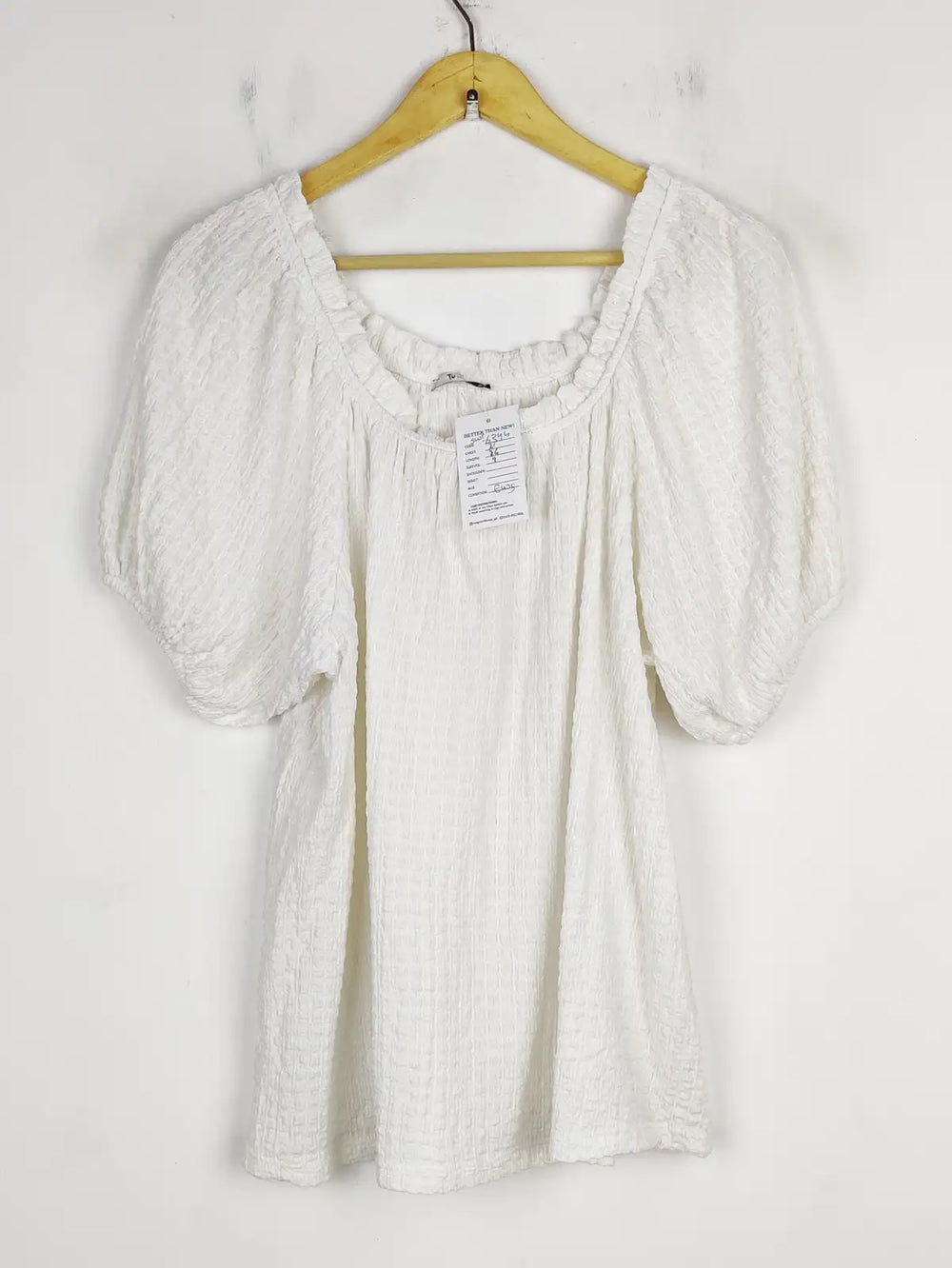 Buy online pre-used pre-loved 100% authentic & Original branded Tu (SWT-6344) available in Pakistan. Top international brands avilable.
