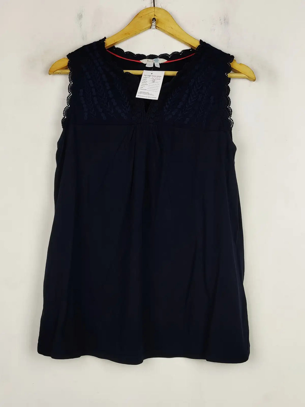Buy online pre-used pre-loved 100% authentic & Original branded Boden (SWT-6455) available in Pakistan. Top international brands avilable.