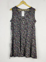 Buy online pre-used pre-loved 100% authentic & Original branded Fb Sisters (SWT-6516) available in Pakistan. Top international brands avilable.