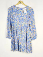 Buy online pre-used pre-loved 100% authentic & Original branded Mark & Spencer (SWT-6534) available in Pakistan. Top international brands avilable.