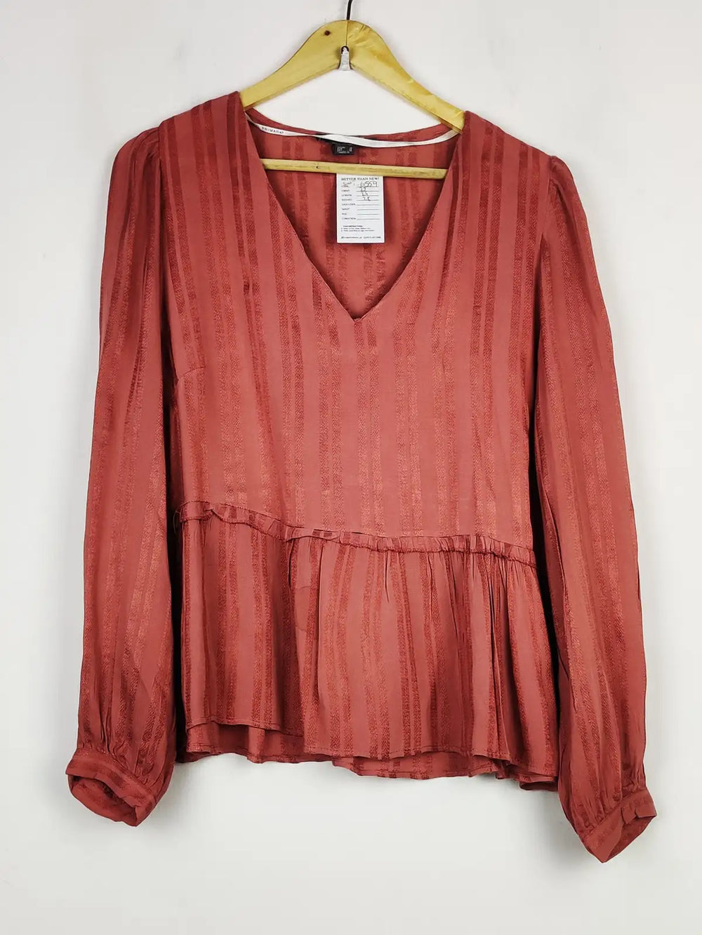 Buy online pre-used pre-loved 100% authentic & Original branded Primark (SWT-6559) available in Pakistan. Top international brands avilable.
