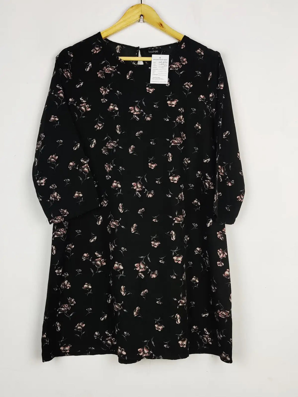 Buy online pre-used pre-loved 100% authentic & Original branded Boohoo (SWT-6745) available in Pakistan. Top international brands avilable.