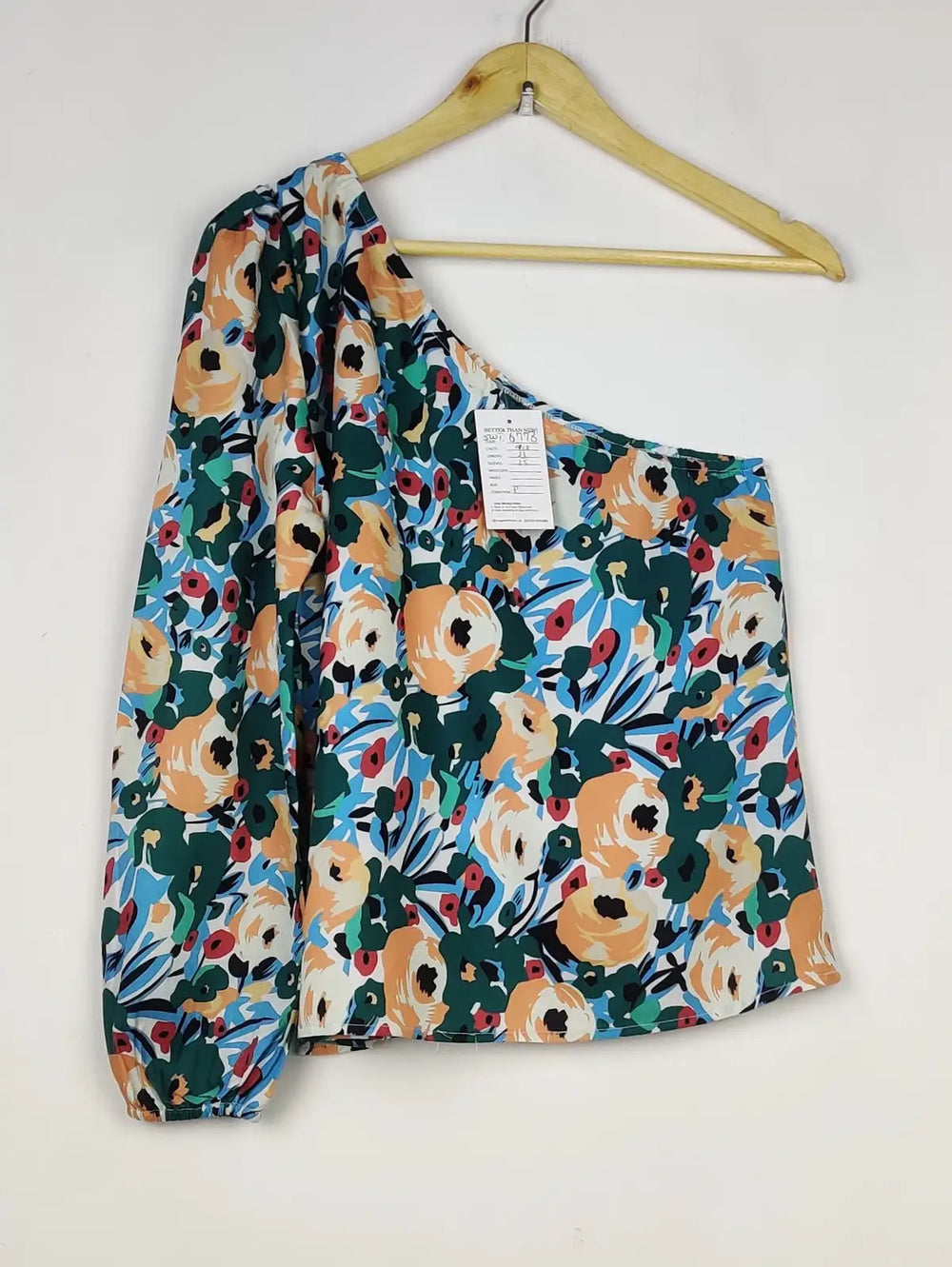 Buy online pre-used pre-loved 100% authentic & Original branded Shein (SWT-6773) available in Pakistan. Top international brands avilable.