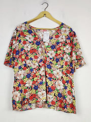 Buy online pre-used pre-loved 100% authentic & Original branded Unknown Brand (SWT-6928) available in Pakistan. Top international brands avilable.