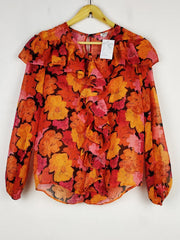Buy online pre-used pre-loved 100% authentic & Original branded River Island (SWT-7059) available in Pakistan. Top international brands avilable.