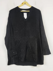 Buy online pre-used pre-loved 100% authentic & Original branded Primark (SWT-7107) available in Pakistan. Top international brands avilable.