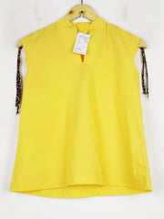 Buy online pre-used pre-loved 100% authentic & Original branded Unknown Brand (SWT-7127) available in Pakistan. Top international brands avilable.