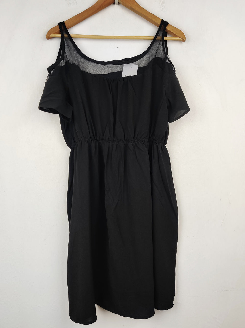 Buy online pre-used pre-loved 100% authentic & Original branded Emery Rose (SWT-71) available in Pakistan. Top international brands avilable.