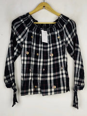 Buy online pre-used pre-loved 100% authentic & Original branded New Look (SWT-7229) available in Pakistan. Top international brands avilable.