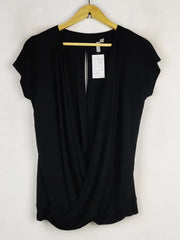 Buy online pre-used pre-loved 100% authentic & Original branded Asos (SWT-7245) available in Pakistan. Top international brands avilable.