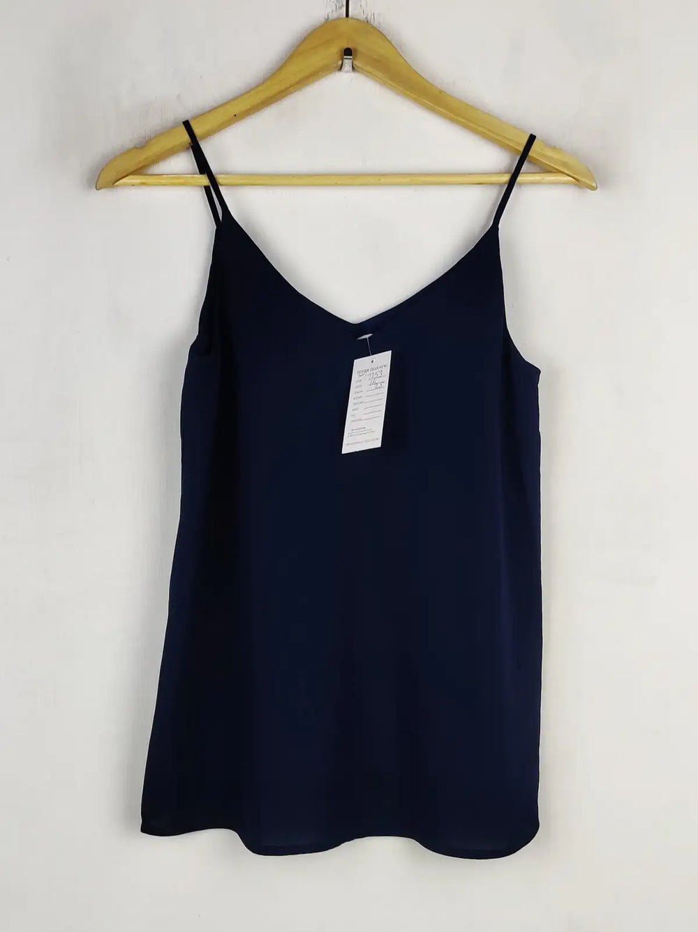 Buy online pre-used pre-loved 100% authentic & Original branded Oasis (SWT-7253) available in Pakistan. Top international brands avilable.