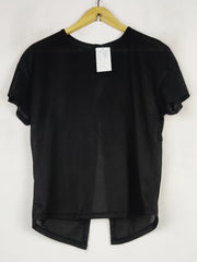 Buy online pre-used pre-loved 100% authentic & Original branded Unknown Brand (SWT-7273) available in Pakistan. Top international brands avilable.