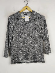 Buy online pre-used pre-loved 100% authentic & Original branded Florence Fred (SWT-7311) available in Pakistan. Top international brands avilable.