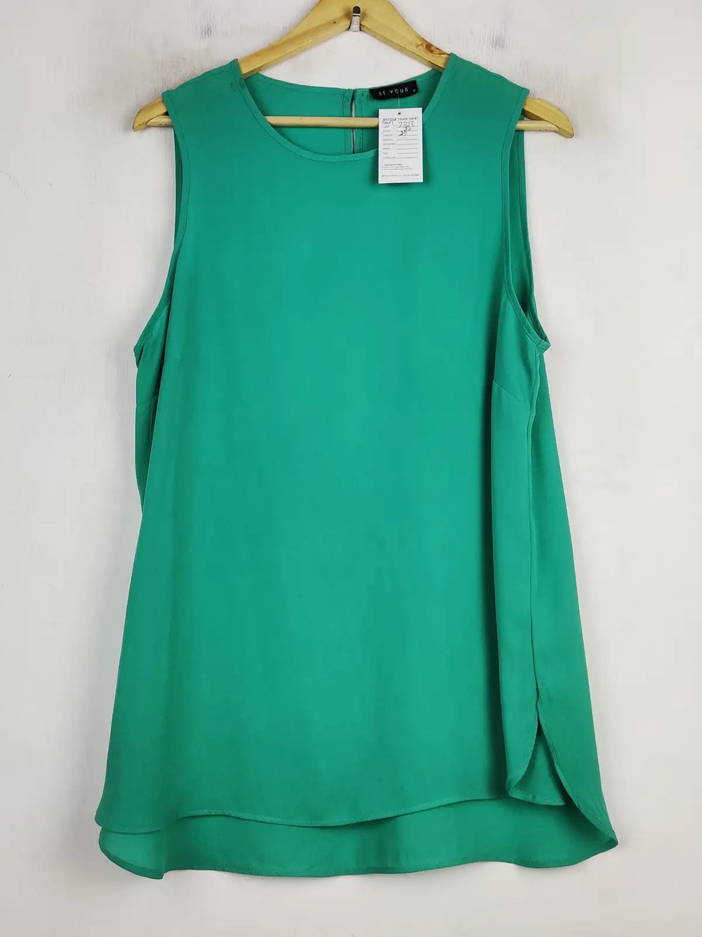Buy online pre-used pre-loved 100% authentic & Original branded Et Vous (SWT-7313) available in Pakistan. Top international brands avilable.