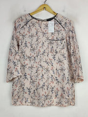 Buy online pre-used pre-loved 100% authentic & Original branded Primark (SWT-7317) available in Pakistan. Top international brands avilable.