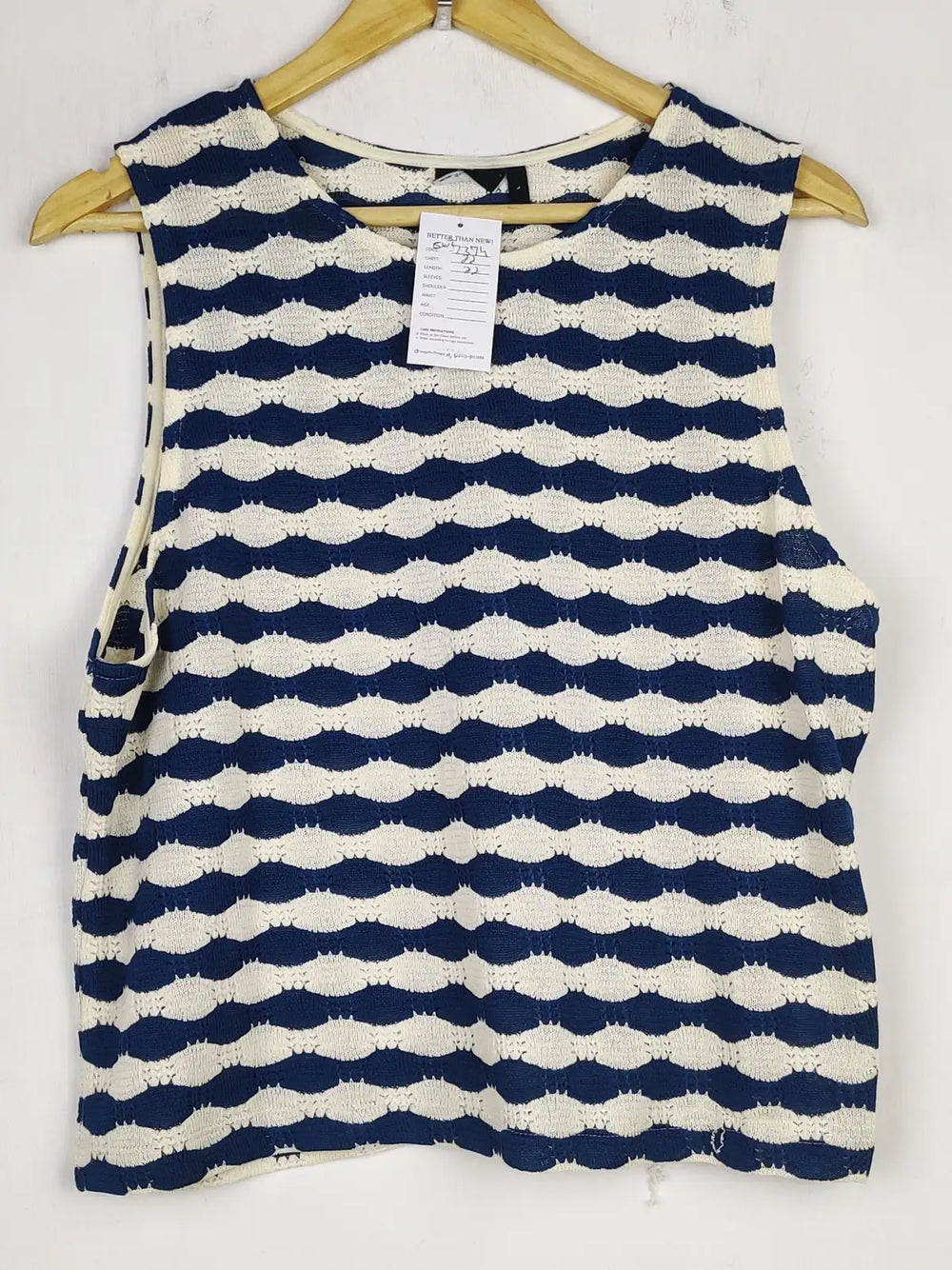 Buy online pre-used pre-loved 100% authentic & Original branded Asos (SWT-7374) available in Pakistan. Top international brands avilable.