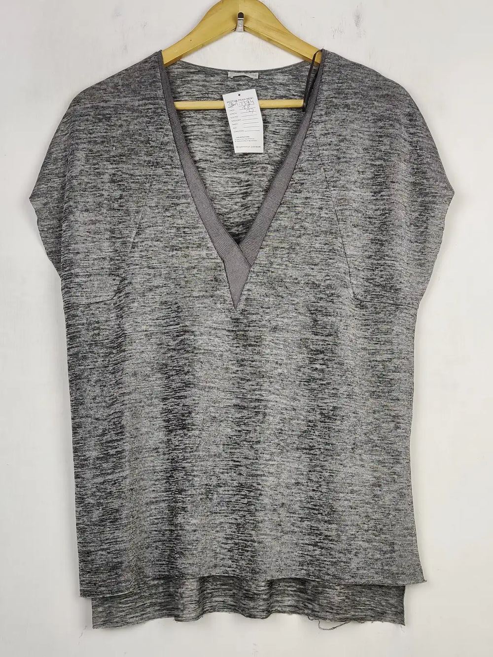 Buy online pre-used pre-loved 100% authentic & Original branded Zara (SWT-7384) available in Pakistan. Top international brands avilable.