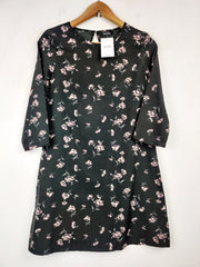 Buy online pre-used pre-loved 100% authentic & Original branded Boohoo (SWT-74) available in Pakistan. Top international brands avilable.