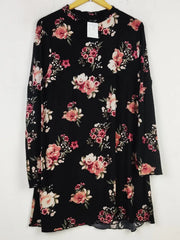 Buy online pre-used pre-loved 100% authentic & Original branded New Look (SWT-7502) available in Pakistan. Top international brands avilable.
