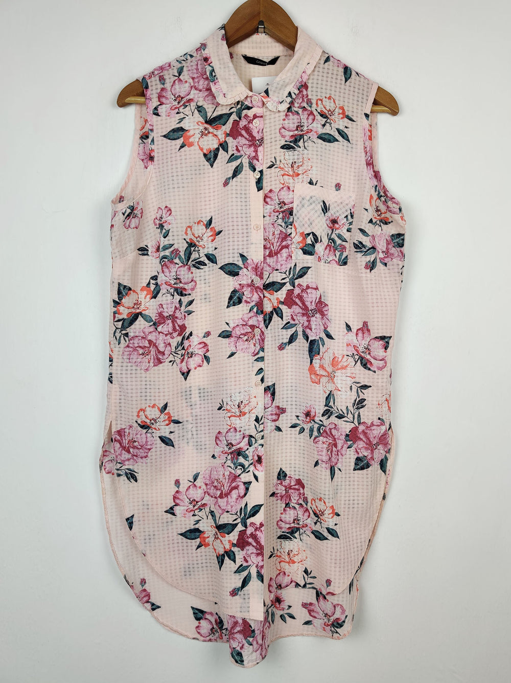 Buy online pre-used pre-loved 100% authentic & Original branded George (SWT-757) available in Pakistan. Top international brands avilable.